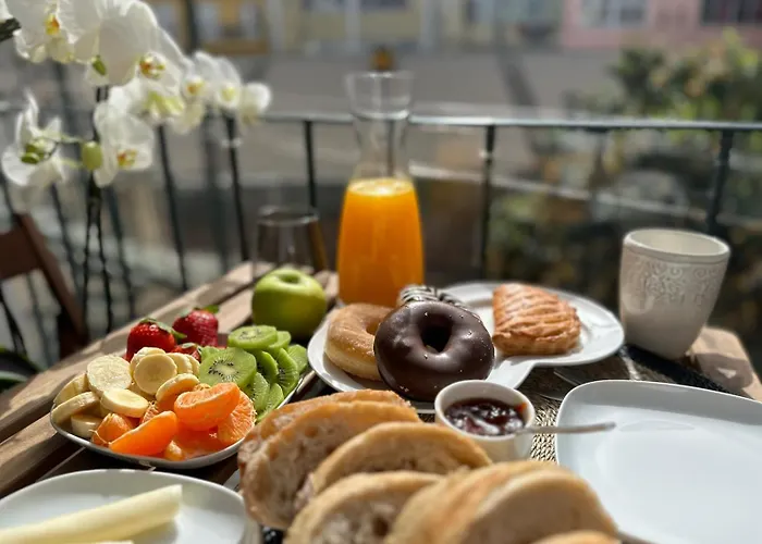 Grande Com Varanda E Vista A